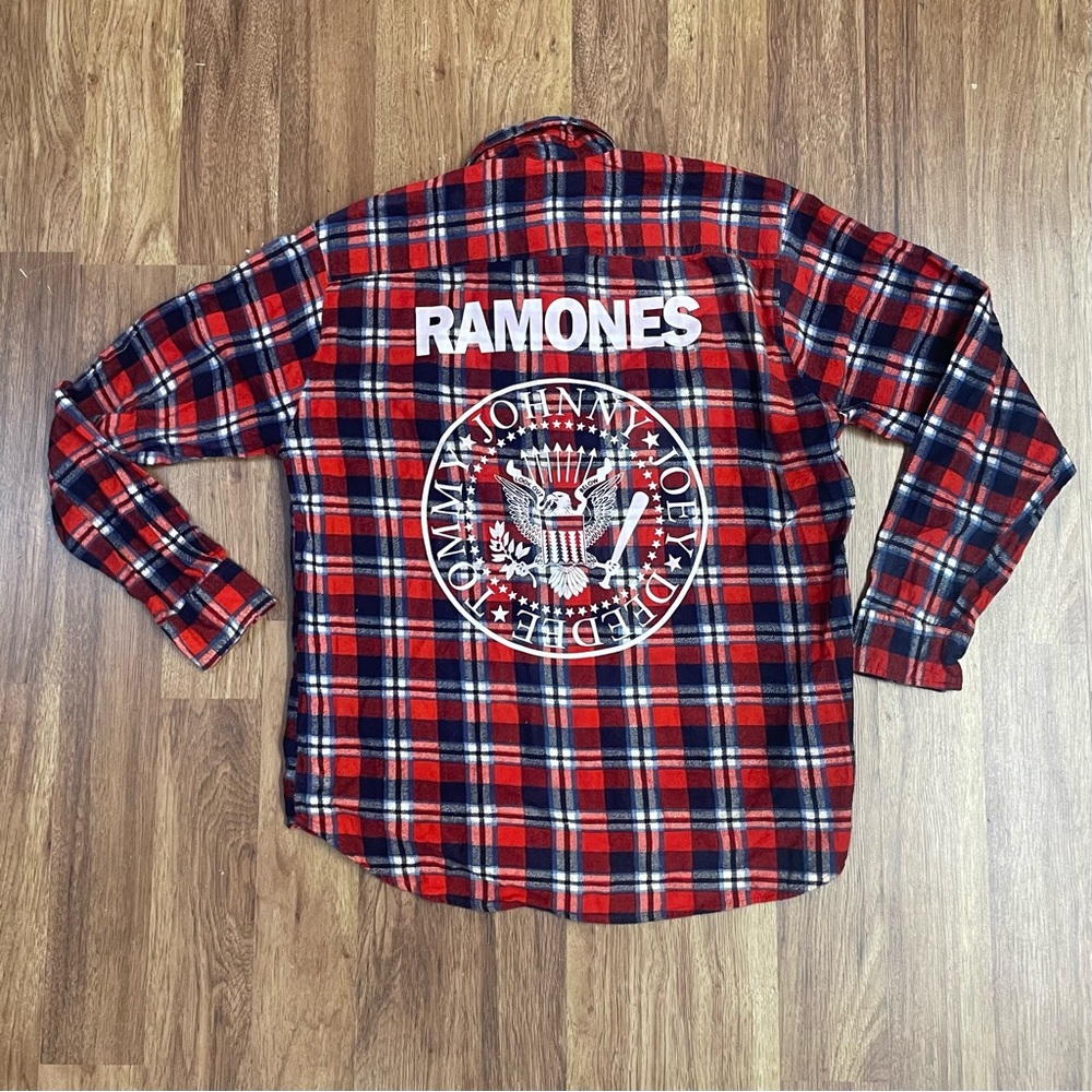 The Ramones Vintage Band Flannel Shirt size  M / L Johnny Tommy Joey Dee Dee